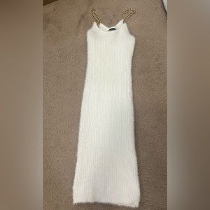 Midi fuzzy white dress